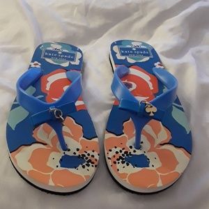 Kate Spade flats NWOT Size 5/6